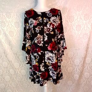 White House l Black Market New with tags floral long sleeved dress 8